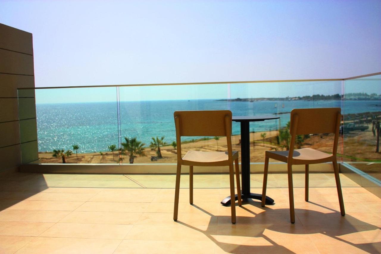 Gold Lagoon Kosher Hotel Pafos Exterior foto