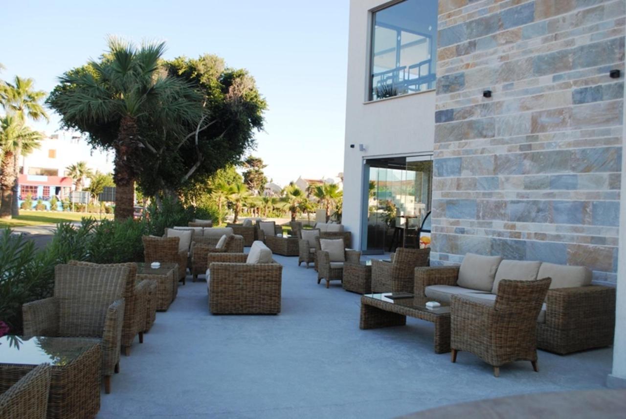 Gold Lagoon Kosher Hotel Pafos Exterior foto