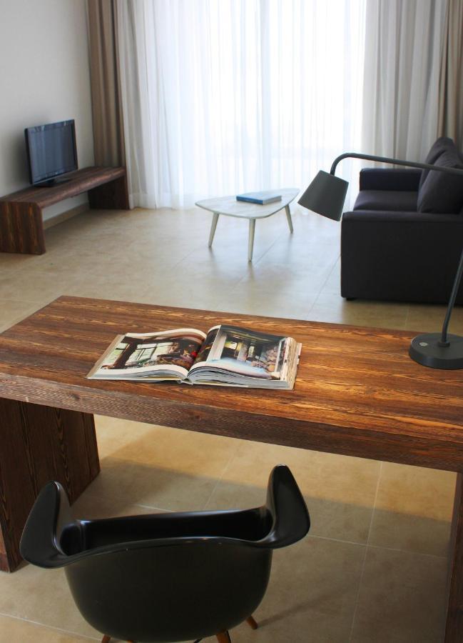 Gold Lagoon Kosher Hotel - By Amphora Hotel & Suites Pafos Exterior foto