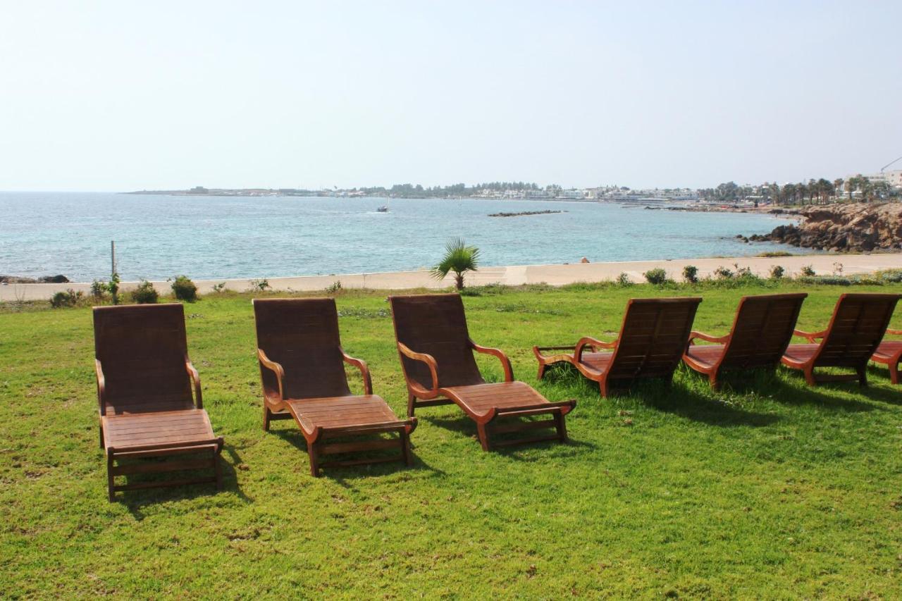 Gold Lagoon Kosher Hotel Pafos Exterior foto