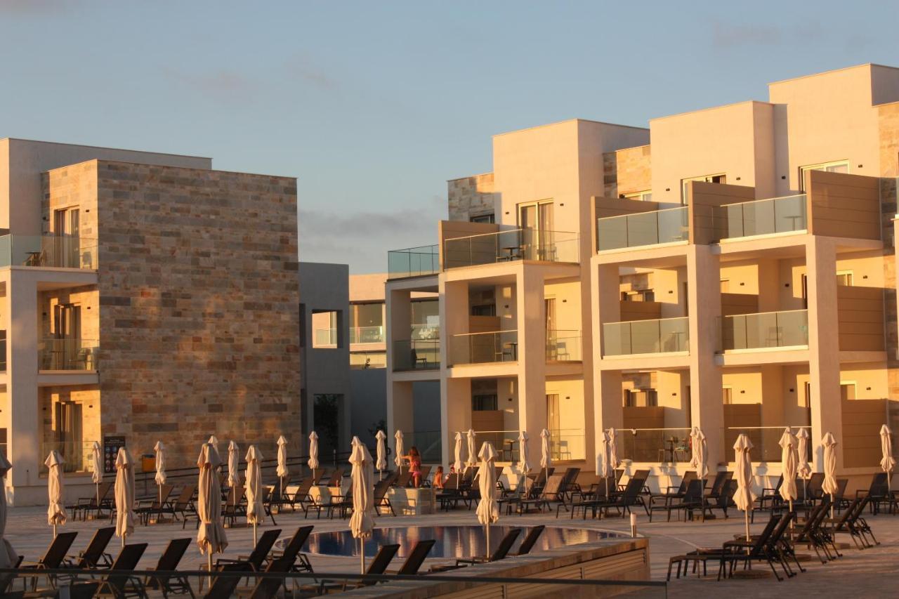 Gold Lagoon Kosher Hotel Pafos Exterior foto