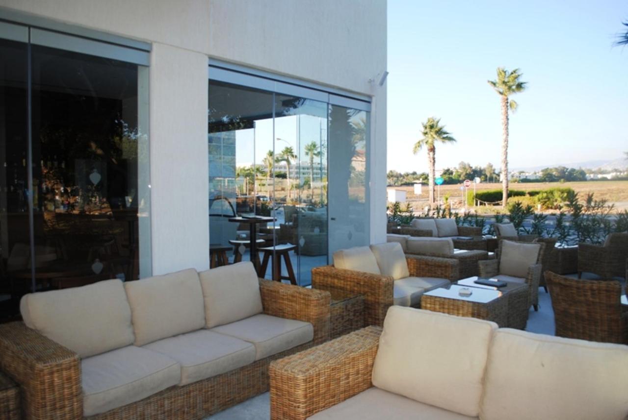 Gold Lagoon Kosher Hotel Pafos Exterior foto