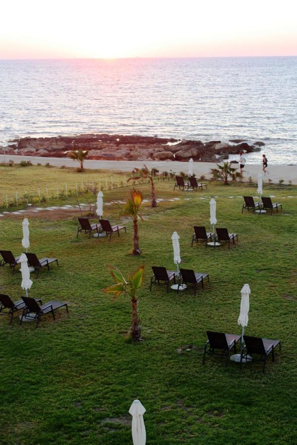 Gold Lagoon Kosher Hotel - By Amphora Hotel & Suites Pafos Exterior foto