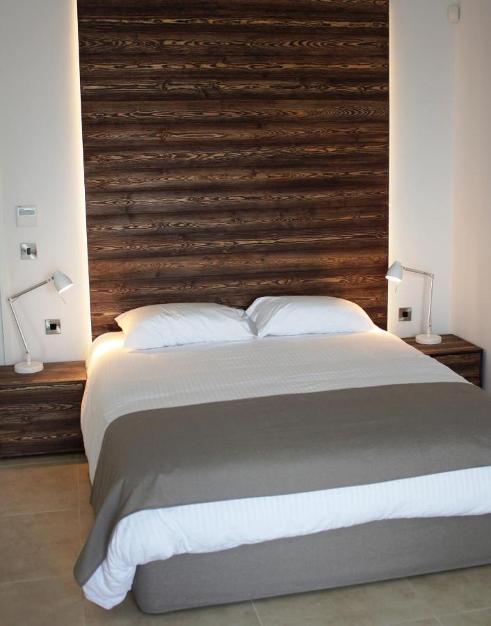 Gold Lagoon Kosher Hotel Pafos Exterior foto