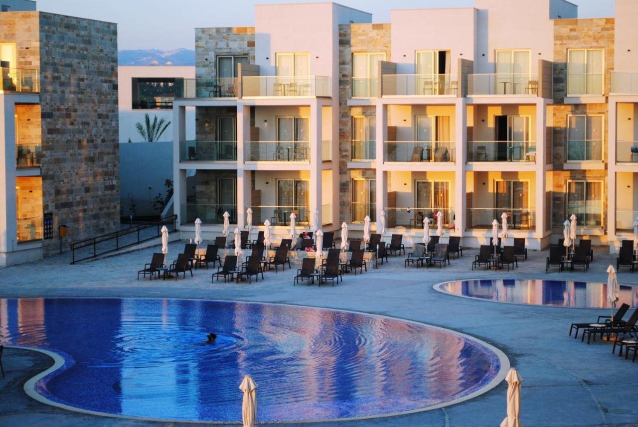 Gold Lagoon Kosher Hotel Pafos Exterior foto